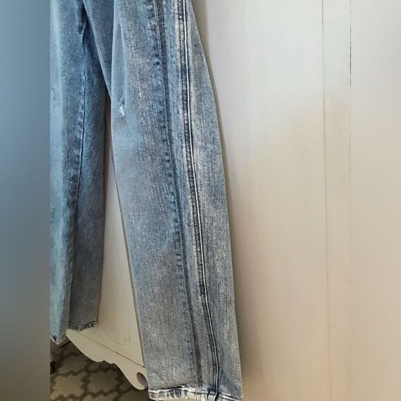 KanCan Stone Wash Stretch Denim Distressed  Jeans Side Seam Detail Size 13/30 - Picture 6 of 10